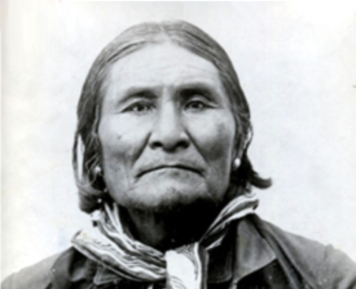 Did George Bush's grandfather steal Geronimo's skull?