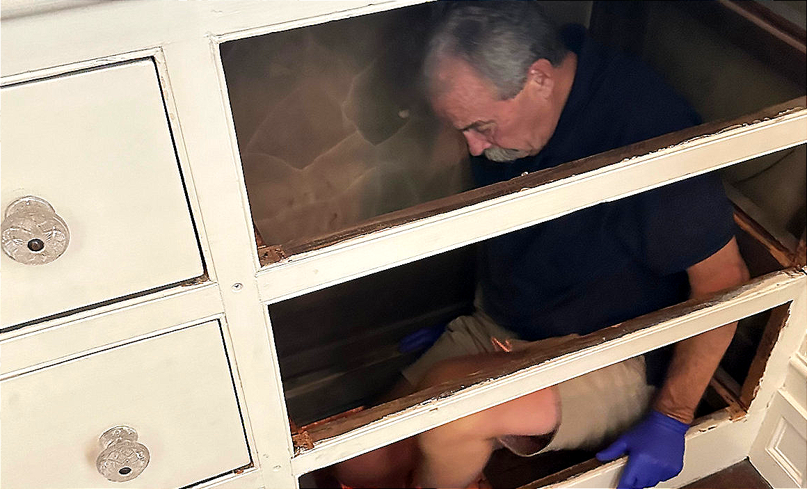 NY home contains a hidden door to the Underground Railroad