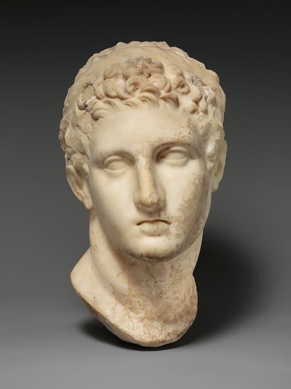 Investigators seize 27 antiquities from the Met