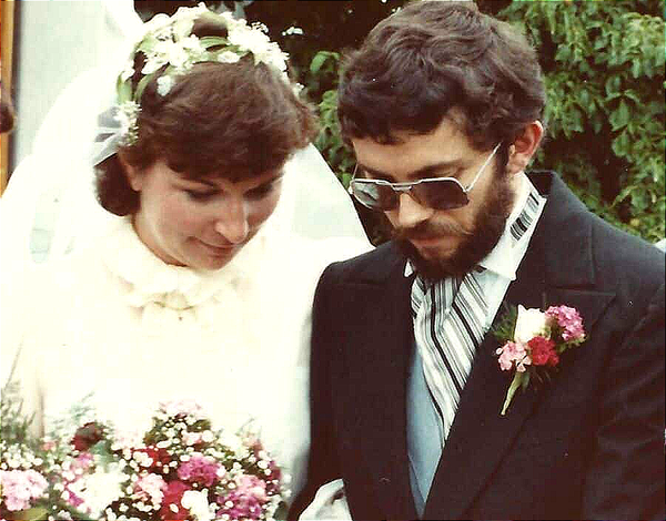 Choirboy with the voice of an angel became a global conman