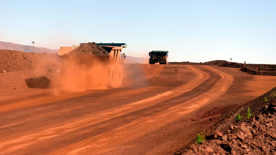 Australians scour the desert for radioactive capsule